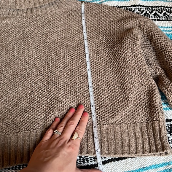 Coffee Turtleneck Sweater - Picture 3 of 5
